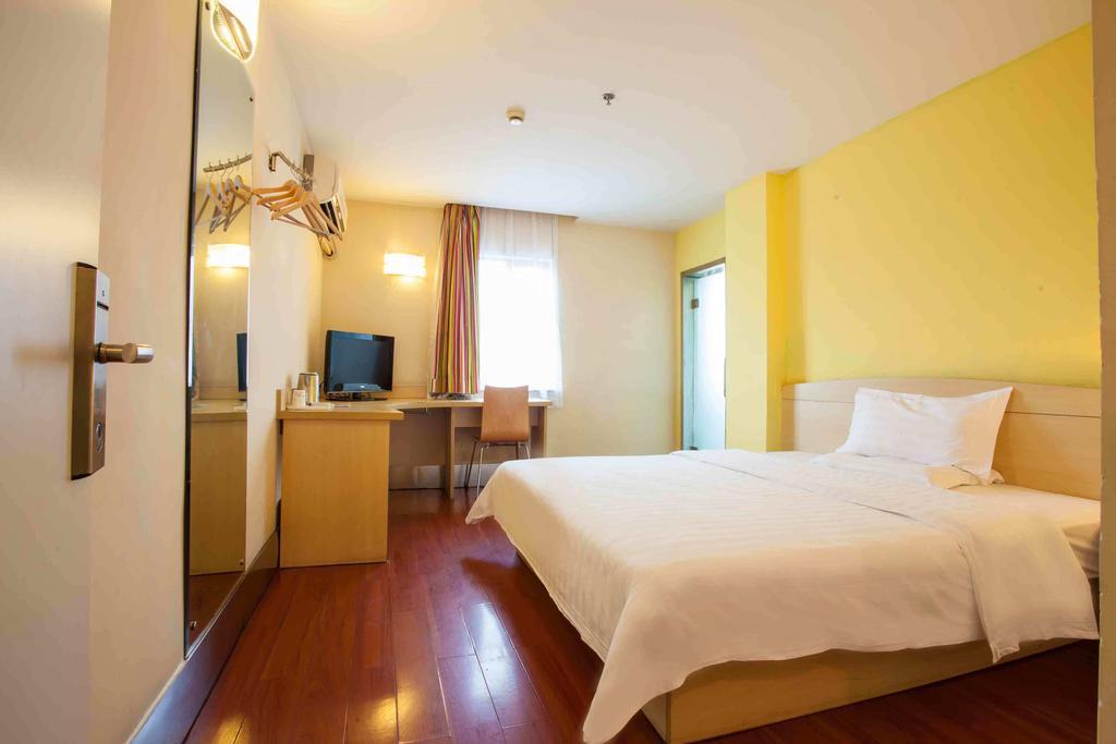 7Days Inn Panyu Chang Long North Gate Guangzhou Room photo